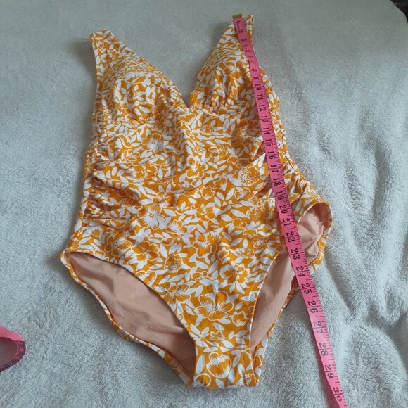 J. Crew Factory NWT Women's Large Orange Floral V-neck Ruched One Piece Swimsuit - Picture 14 of 15